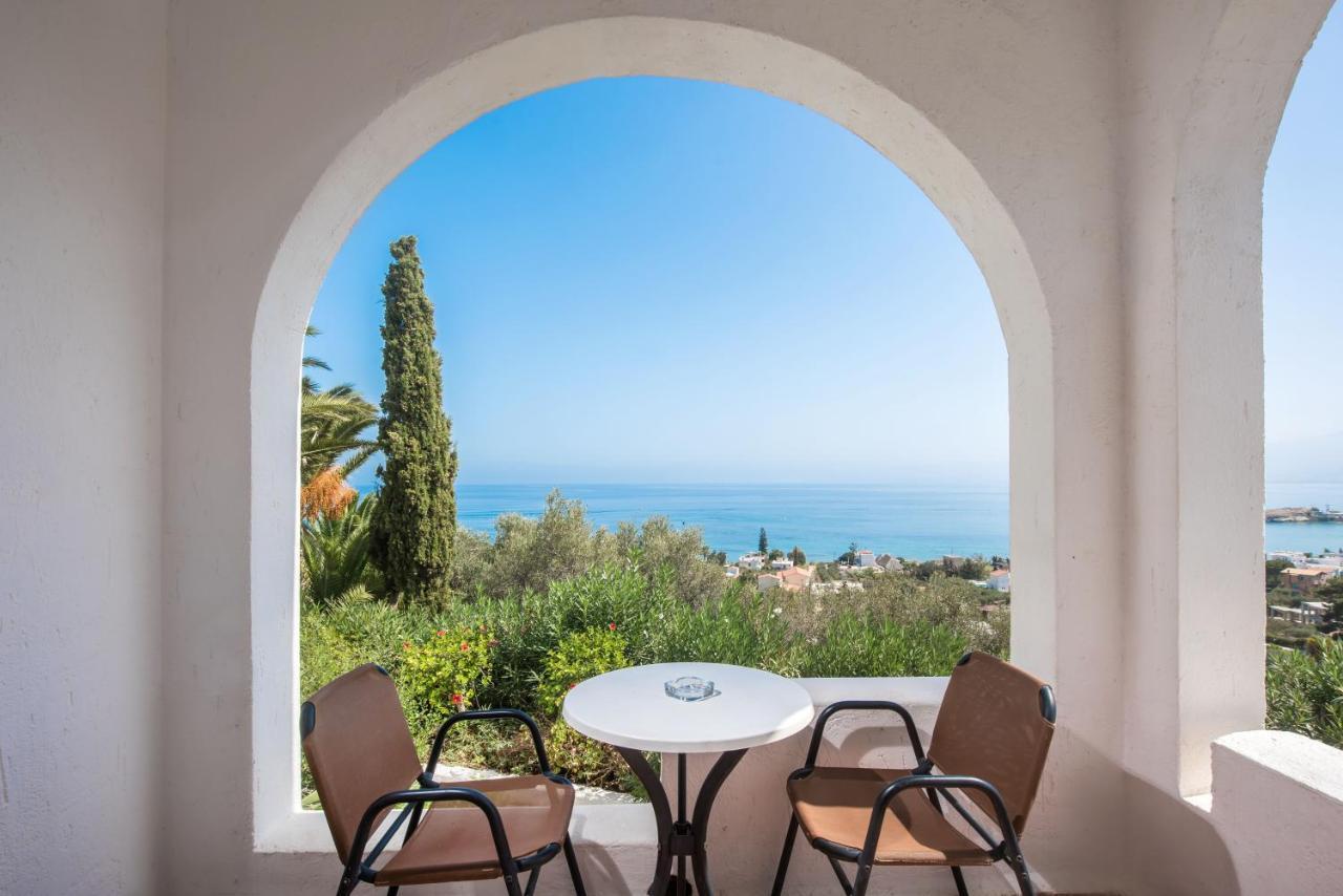Hersonissos Village Hotel&Bungalows Exteriör bild